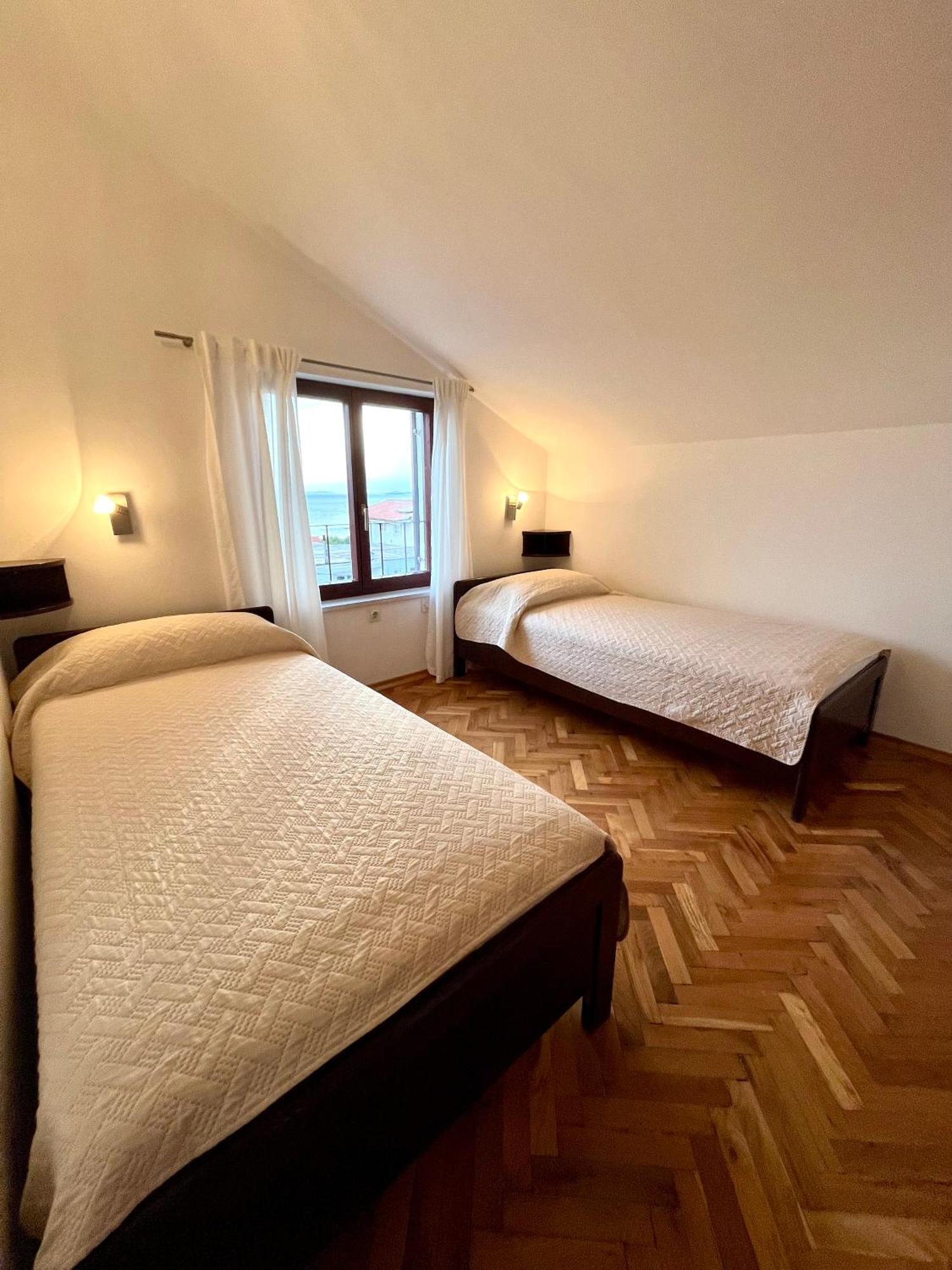 Apartments Martina Primosten Exterior photo