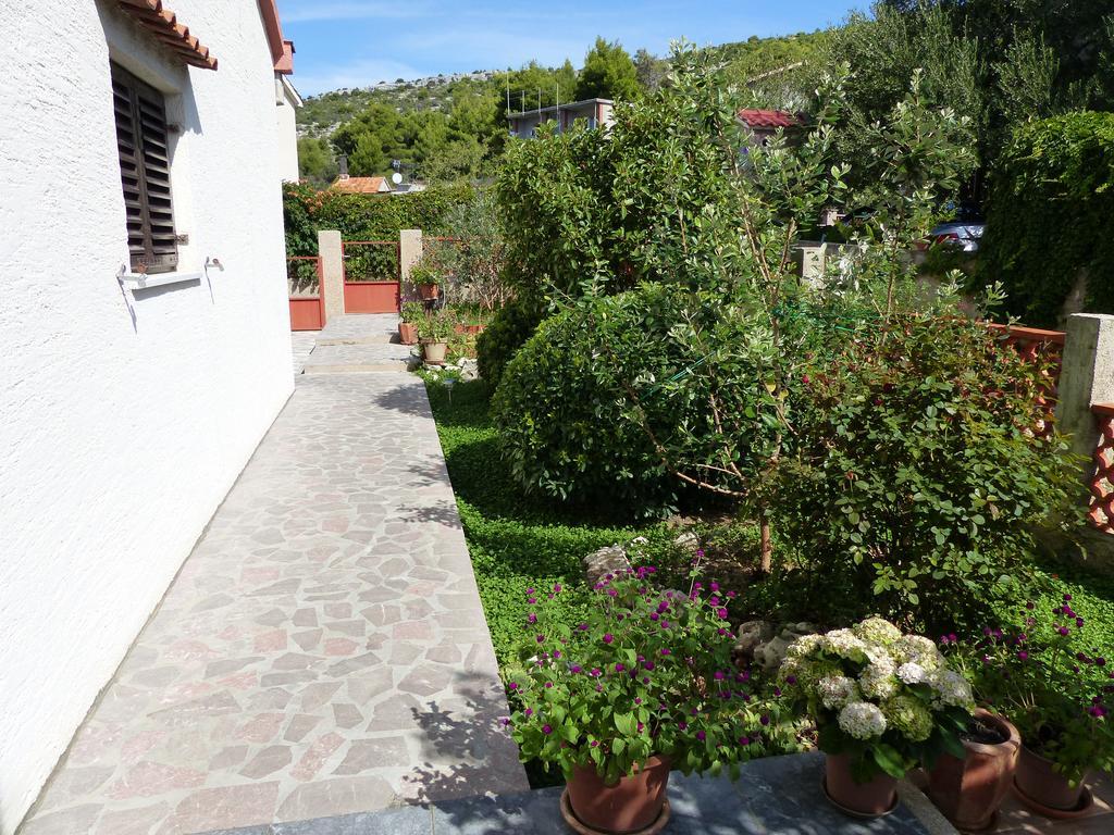 Apartments Martina Primosten Exterior photo